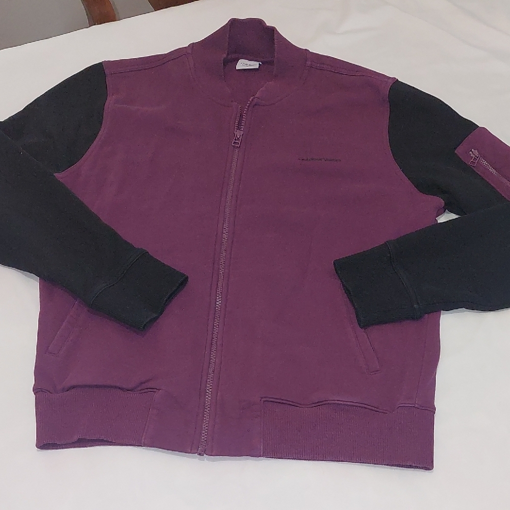 Outdoor Voices Deep Burgundy  Jacket.Size MEDIUM .